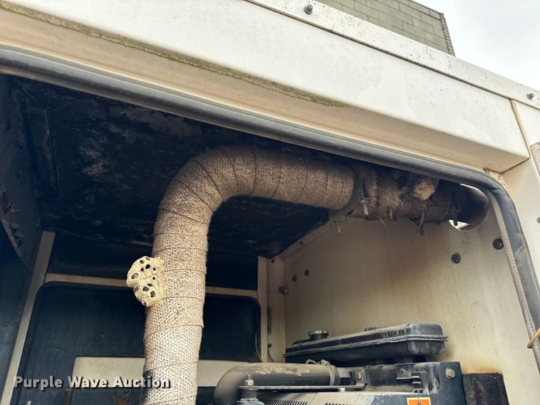 image for item EH6922 2004 Caterpillar XQ60P4 generator