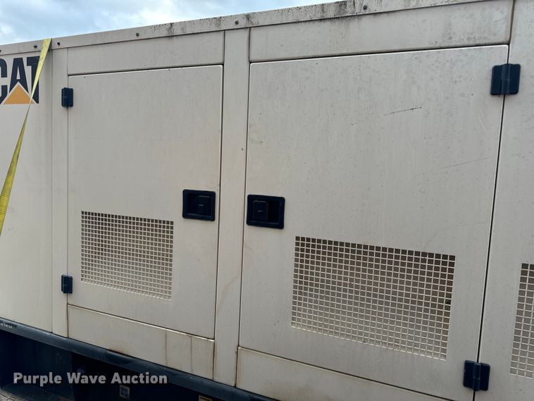 image for item EH6922 2004 Caterpillar XQ60P4 generator