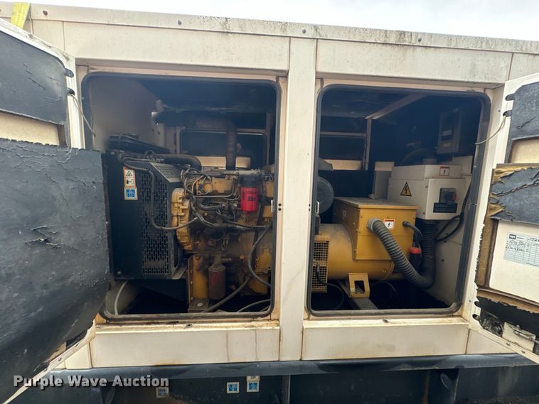 image for item EH6922 2004 Caterpillar XQ60P4 generator