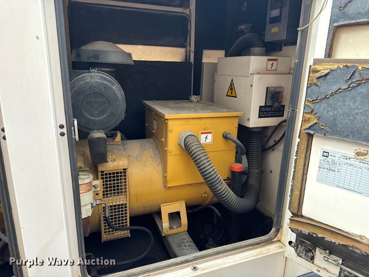 image for item EH6922 2004 Caterpillar XQ60P4 generator