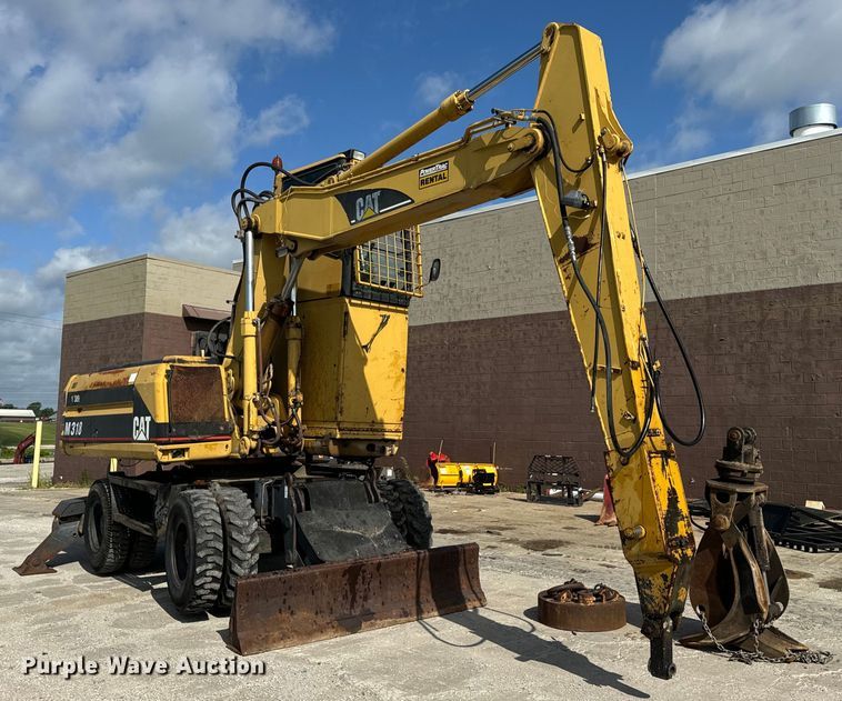 image for item EH6924 2000 Caterpillar M318 wheeled excavator