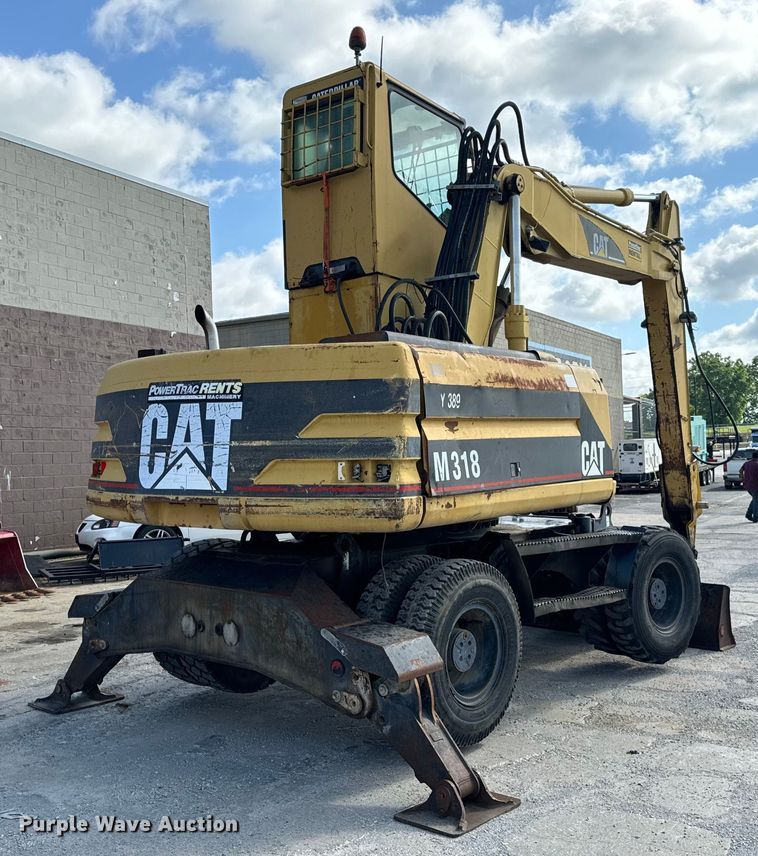 image for item EH6924 2000 Caterpillar M318 wheeled excavator
