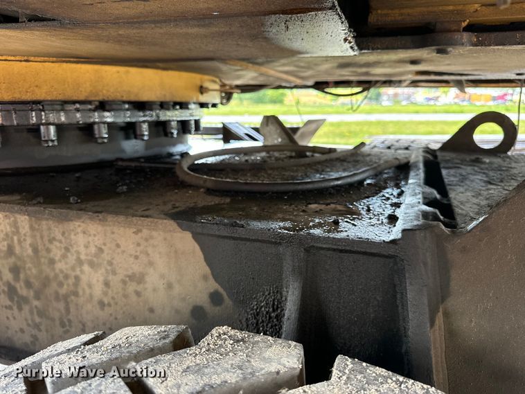 image for item EH6924 2000 Caterpillar M318 wheeled excavator