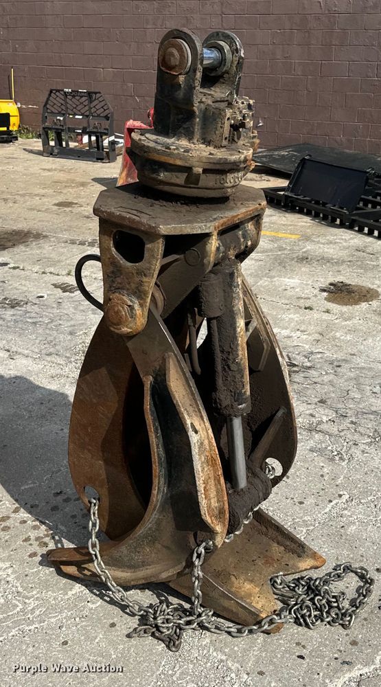 image for item EH6924 2000 Caterpillar M318 wheeled excavator