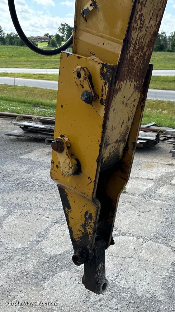 image for item EH6924 2000 Caterpillar M318 wheeled excavator