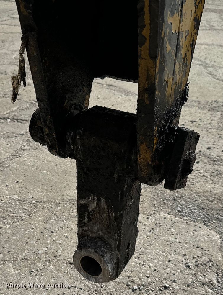 image for item EH6924 2000 Caterpillar M318 wheeled excavator