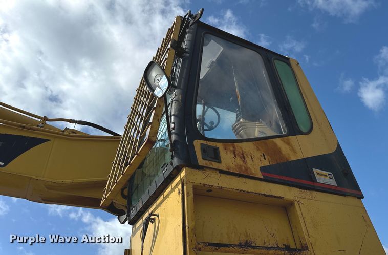 image for item EH6924 2000 Caterpillar M318 wheeled excavator