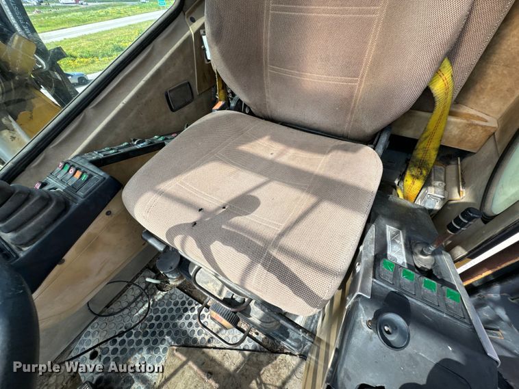 image for item EH6924 2000 Caterpillar M318 wheeled excavator