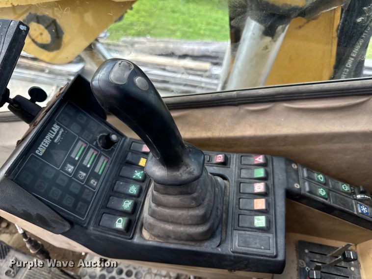 image for item EH6924 2000 Caterpillar M318 wheeled excavator