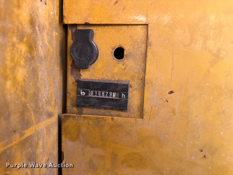 image for item EH6924 2000 Caterpillar M318 wheeled excavator