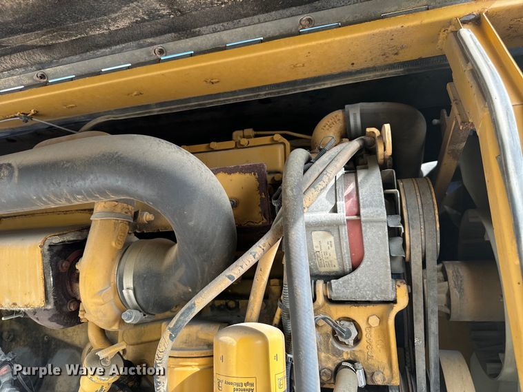 image for item EH6924 2000 Caterpillar M318 wheeled excavator