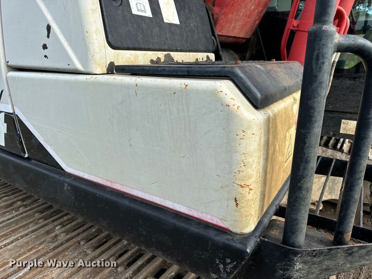 image for item EH6927 2016 Link-Belt 210X4 long reach excavator