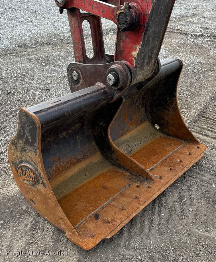 image for item EH6927 2016 Link-Belt 210X4 long reach excavator
