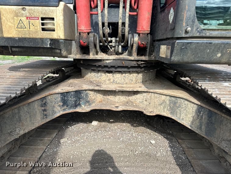 image for item EH6927 2016 Link-Belt 210X4 long reach excavator