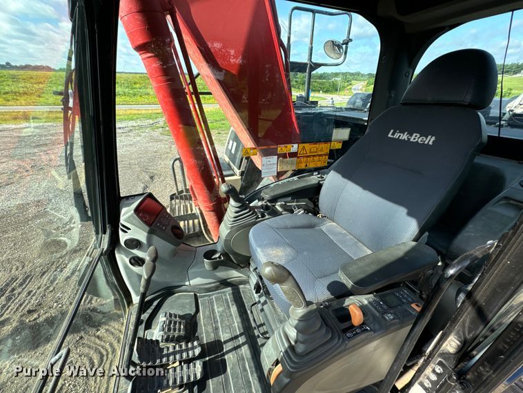 image for item EH6927 2016 Link-Belt 210X4 long reach excavator