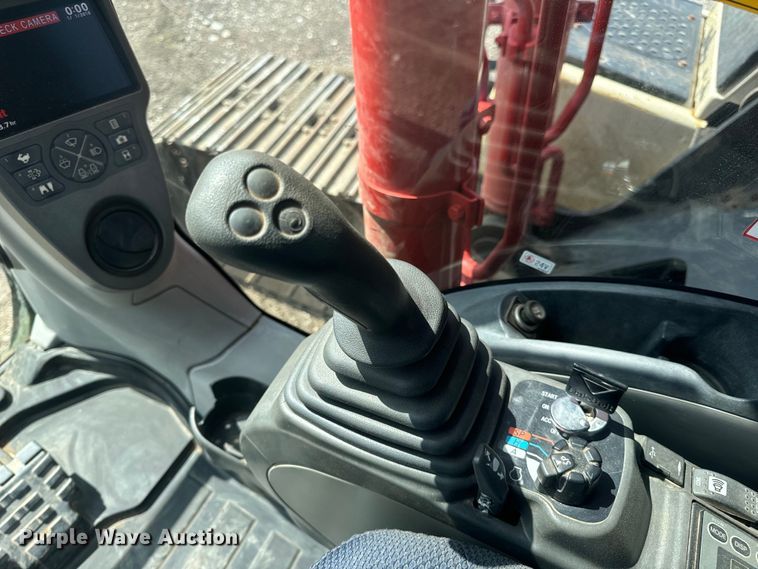 image for item EH6927 2016 Link-Belt 210X4 long reach excavator