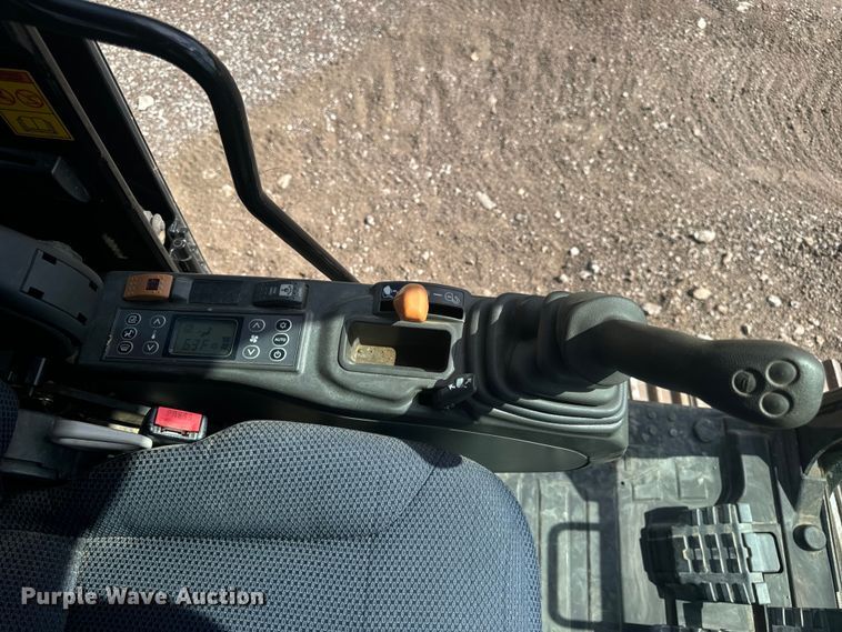 image for item EH6927 2016 Link-Belt 210X4 long reach excavator