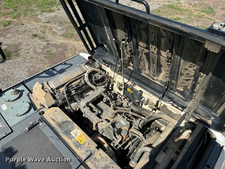 image for item EH6927 2016 Link-Belt 210X4 long reach excavator