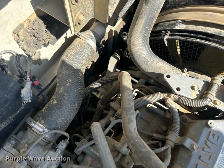 image for item EH6927 2016 Link-Belt 210X4 long reach excavator