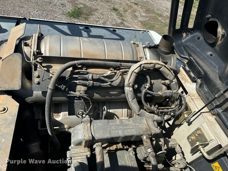 image for item EH6927 2016 Link-Belt 210X4 long reach excavator