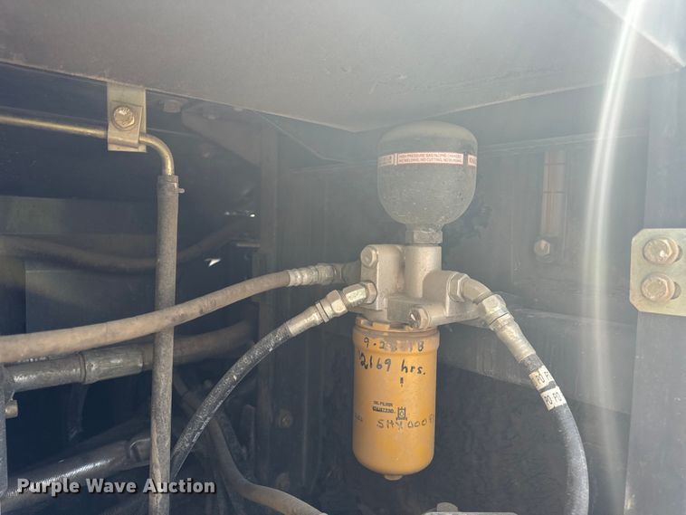 image for item EH6927 2016 Link-Belt 210X4 long reach excavator