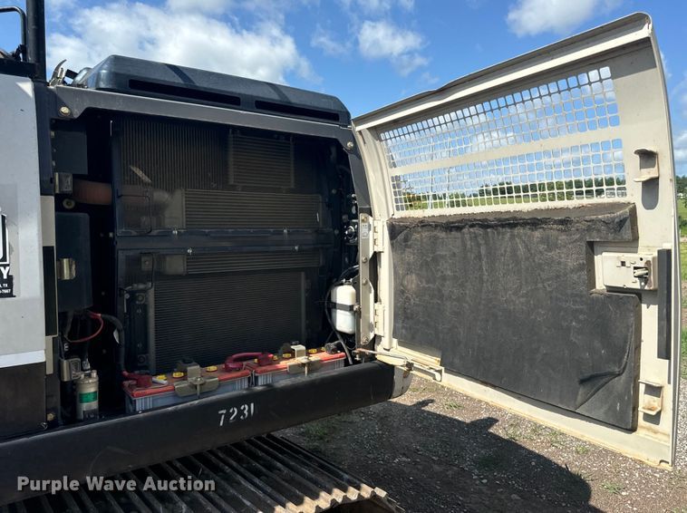 image for item EH6927 2016 Link-Belt 210X4 long reach excavator