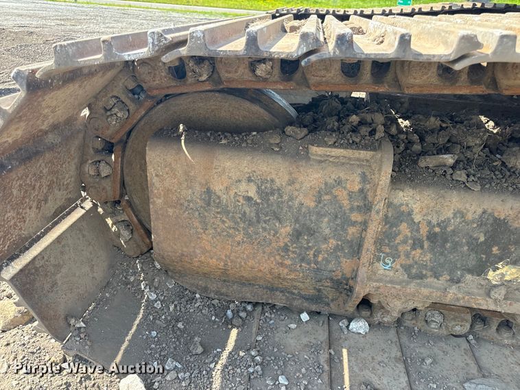 image for item EH6927 2016 Link-Belt 210X4 long reach excavator