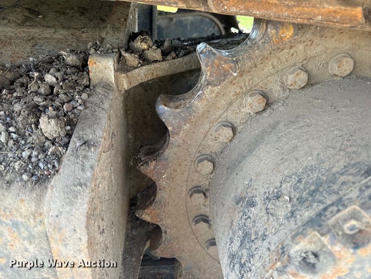 image for item EH6927 2016 Link-Belt 210X4 long reach excavator