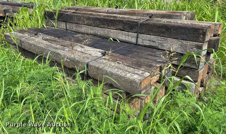 (48) crossing timbers in Richmond, MO | Item EH6929 sold | Purple Wave