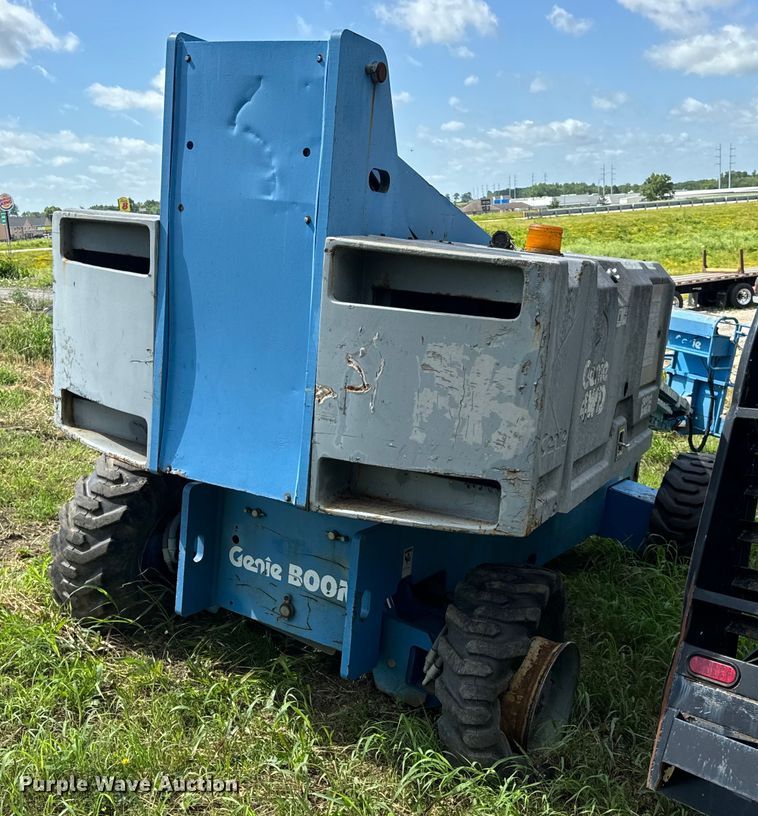 image for item EH6934 1995 Genie S-60 boom lift