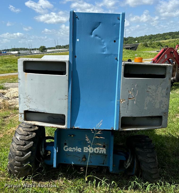 image for item EH6934 1995 Genie S-60 boom lift