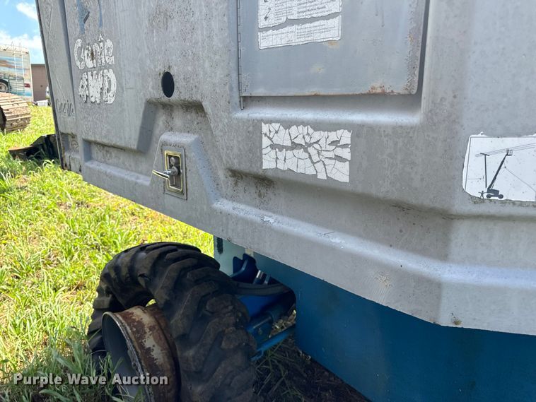 image for item EH6934 1995 Genie S-60 boom lift