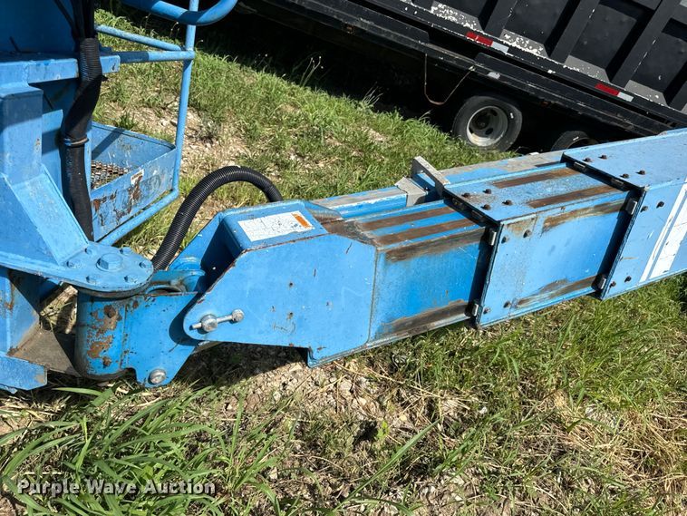 image for item EH6934 1995 Genie S-60 boom lift