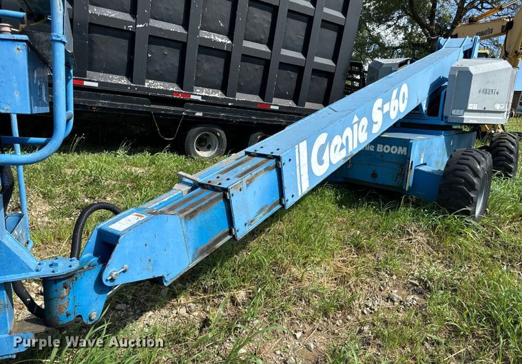image for item EH6934 1995 Genie S-60 boom lift
