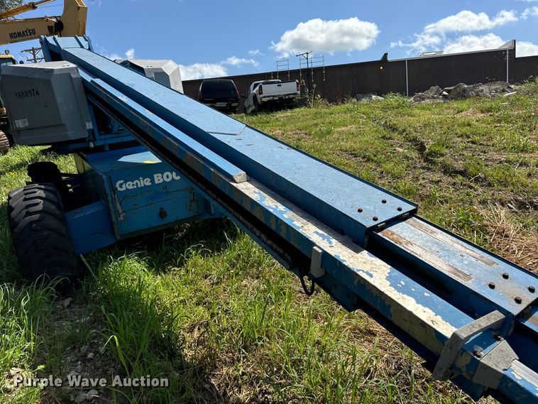 image for item EH6934 1995 Genie S-60 boom lift