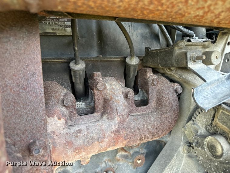 image for item EH6934 1995 Genie S-60 boom lift