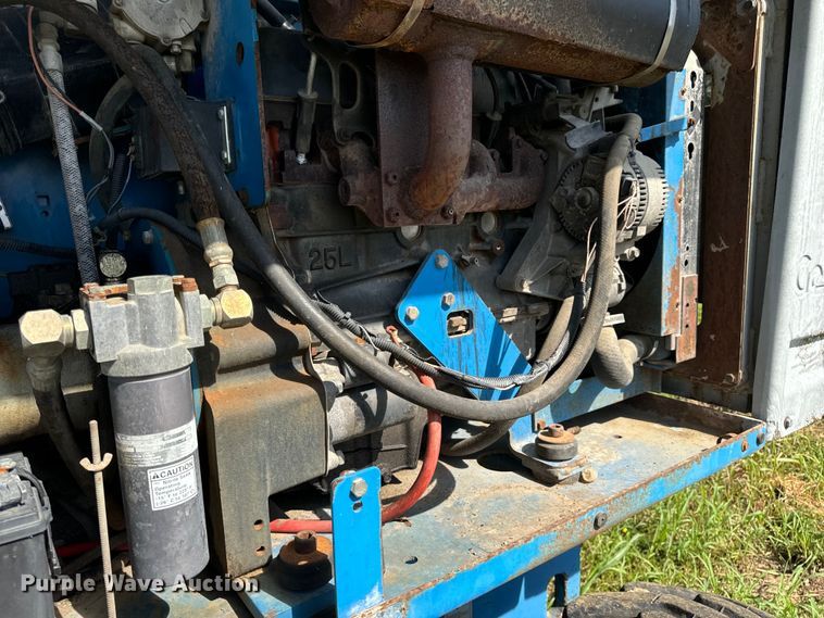 image for item EH6934 1995 Genie S-60 boom lift