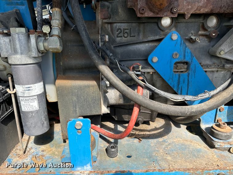 image for item EH6934 1995 Genie S-60 boom lift