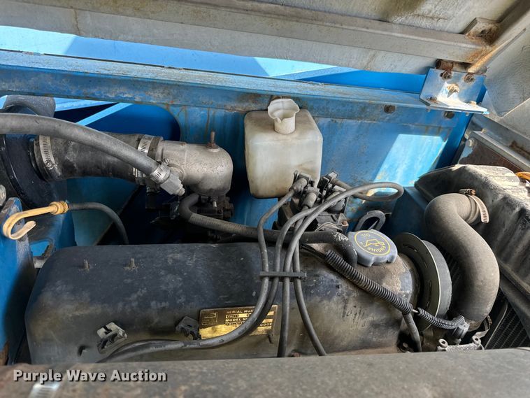 image for item EH6934 1995 Genie S-60 boom lift