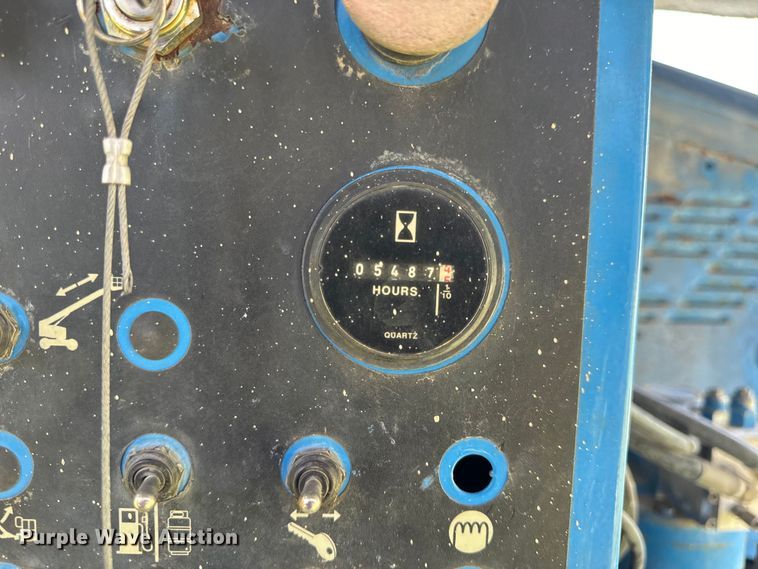 image for item EH6934 1995 Genie S-60 boom lift