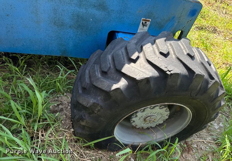 image for item EH6934 1995 Genie S-60 boom lift