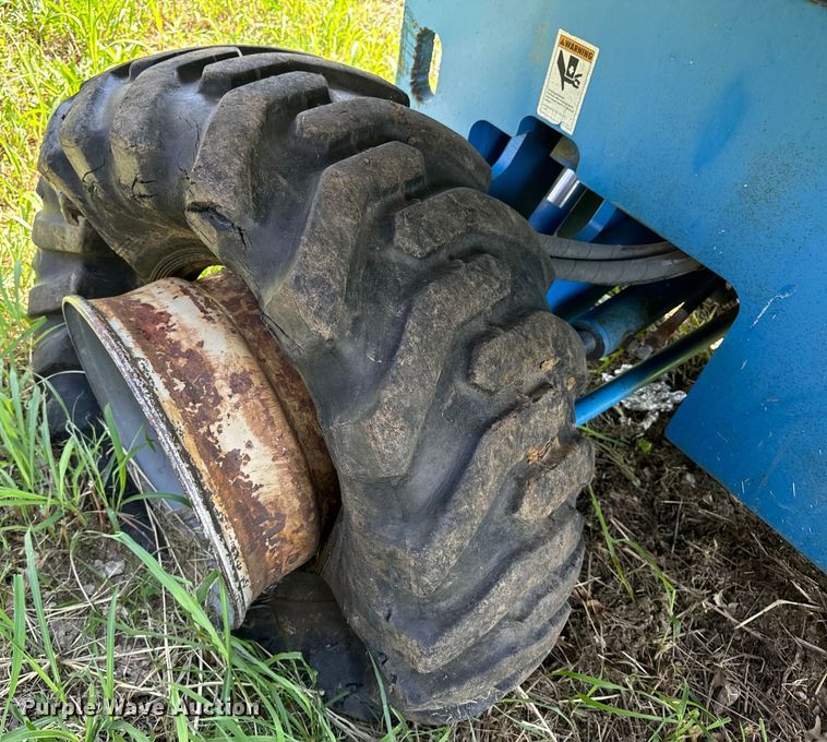 image for item EH6934 1995 Genie S-60 boom lift