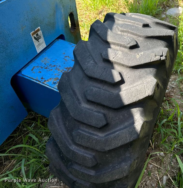 image for item EH6934 1995 Genie S-60 boom lift