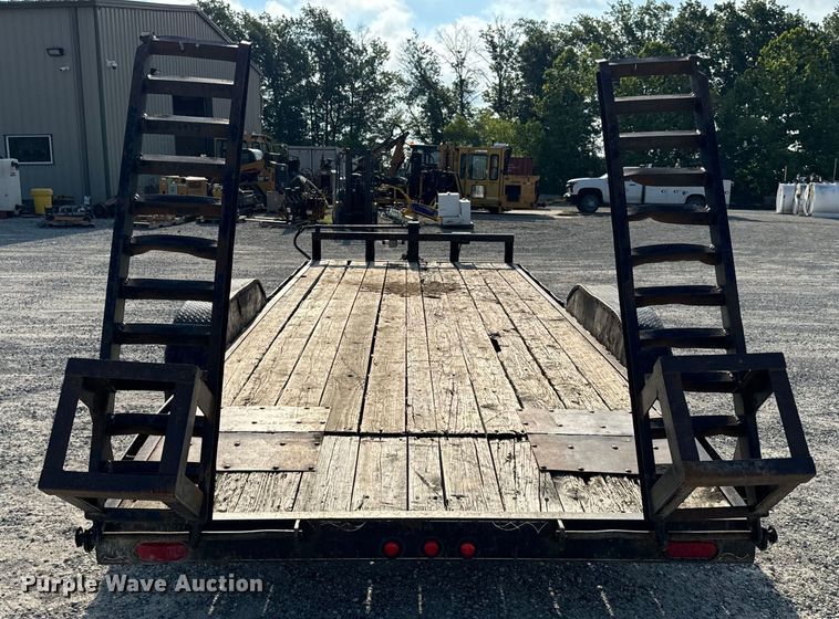 image for item EH6944 2004 Maxwell equipment trailer