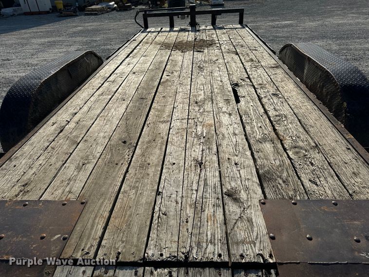 image for item EH6944 2004 Maxwell equipment trailer