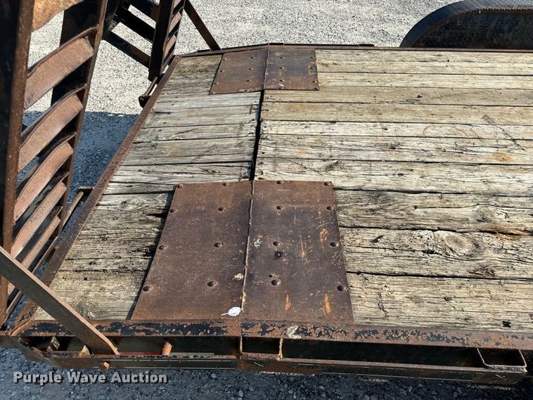 image for item EH6944 2004 Maxwell equipment trailer