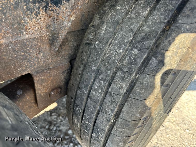 image for item EH6944 2004 Maxwell equipment trailer