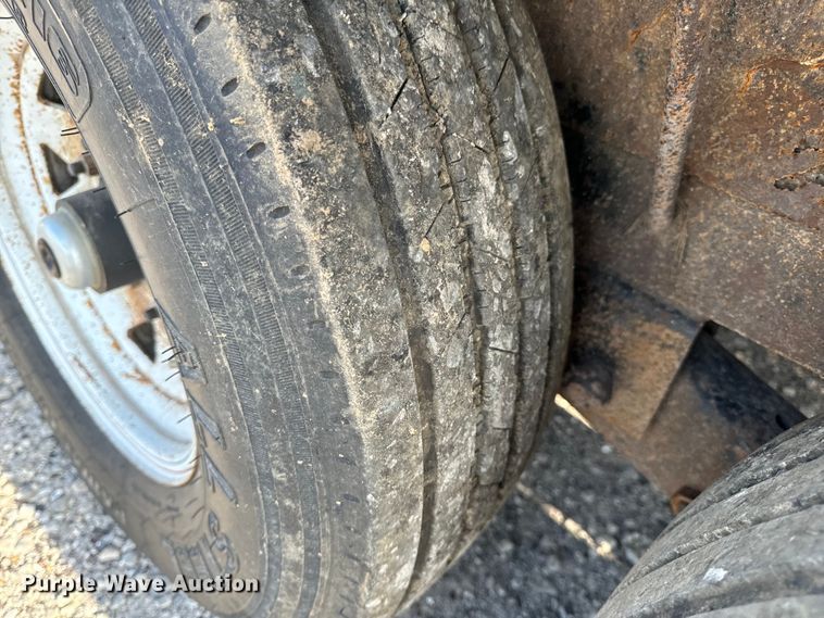 image for item EH6944 2004 Maxwell equipment trailer