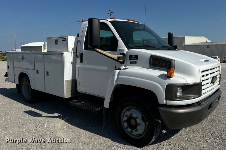 image for item EH6946 2005 Chevrolet  C4500 utility / service truck