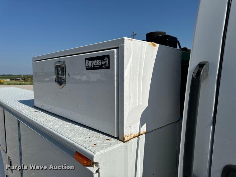 image for item EH6946 2005 Chevrolet  C4500 utility / service truck